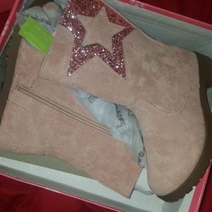 New! Girls boots size 13